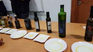 L'oli protagonista en una nova sessió de la Revista Artesans