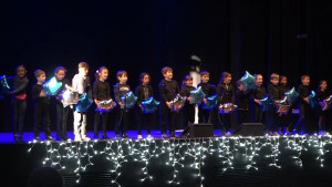 Nova cantada de nadales a les escoles de l'Escala