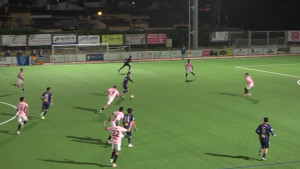 Punt treballat de l'Escala davant el líder de la categoria