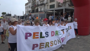 Un miler de persones a la Caminada pels Drets de la Gent Gran