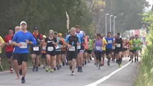 Diumenge: Marató, futbol i bàsquet a l'Escala