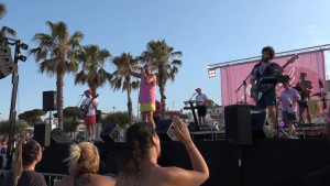 L'Orquestra Maribel es torna a calçar aquest divendres les xancletes