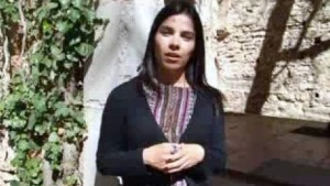 La Clau Interior-Mirant cap endins