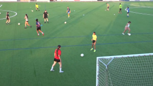El FC l'Escala salda un deute històric amb el futbol femení