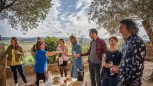 Els Museus de l'Escala s'apunten a maridar cultura i vi 