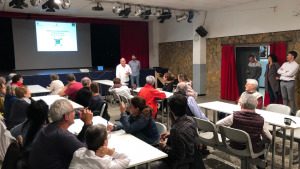 Una passarel·la adaptada a la Plaja de les Barques,  als pressupostos participatius