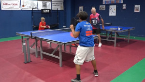 Els benjamins Bru Mundet i Pere Paltré han debutat al campionat d'Espanya de tennis taula