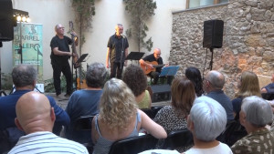 Concert d'Arturo Gaya en el IX Cicle de Cançó Popular d'Arrel i amb Salero