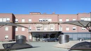 Tablets per comunicar pacients i familiars a l'Hospital de Figueres