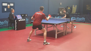 El segon equip del CER l'Escala de tennis taula es juga la permanència amb una triple ració
