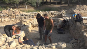 Visita institucional al MAC Empúries en la clausura del 80è curs d'arqueologia