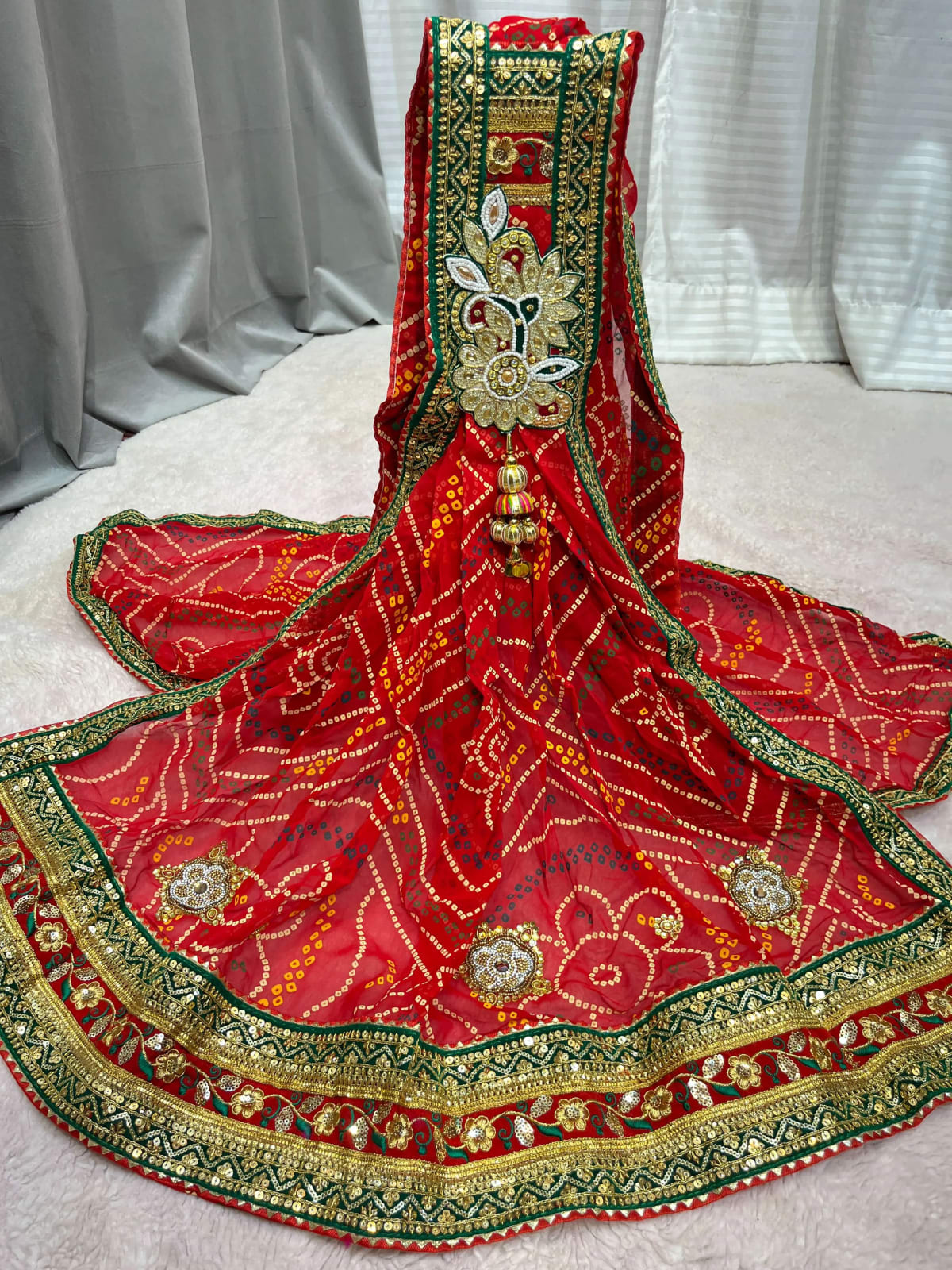 Ready-Made Georgette Fabric Dupatta with Elegant Brooch for Effortless Draping
