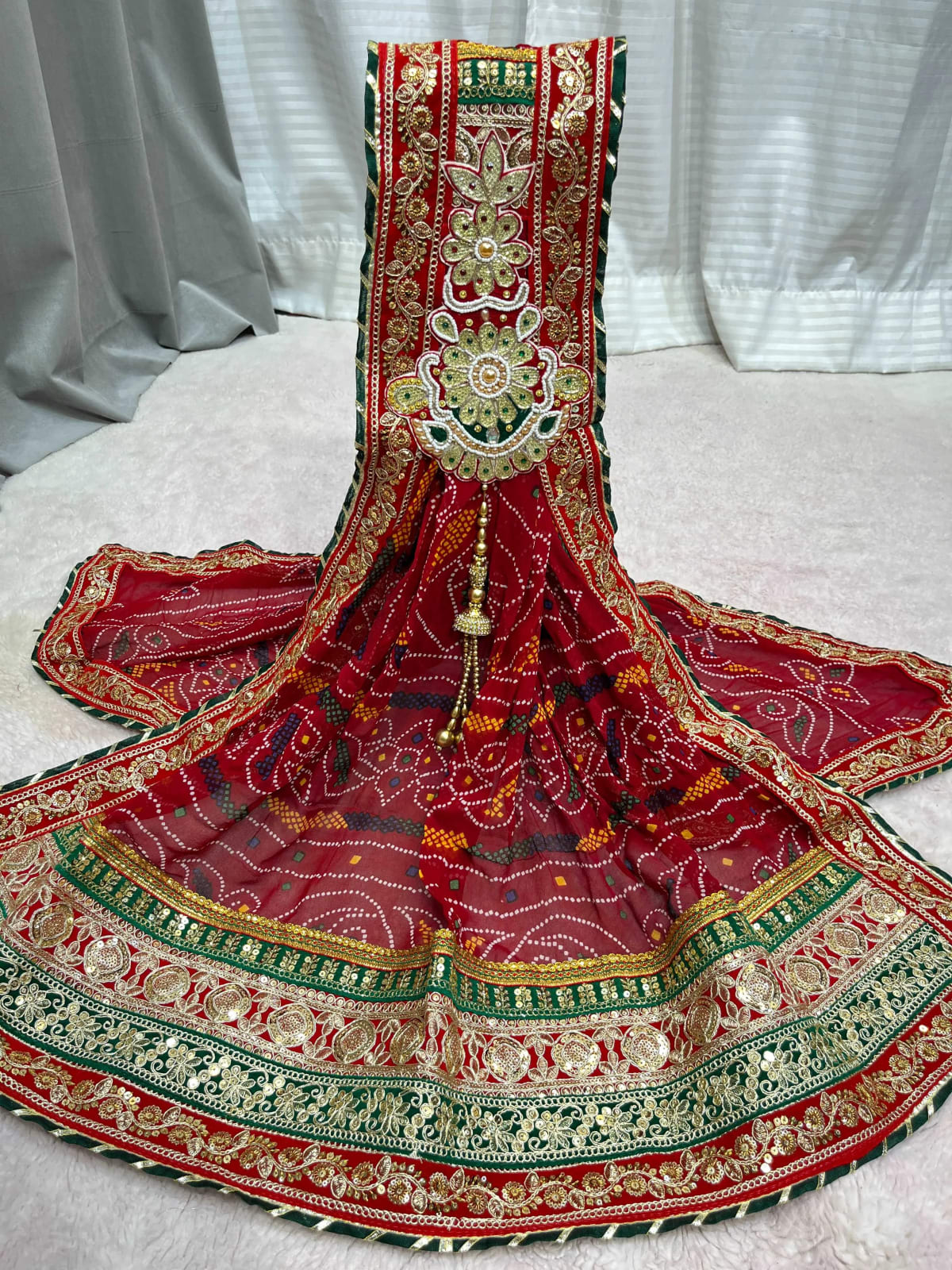 Elegant Readymade Broch Dupatta Pilla in Chundri Georgette Fabric – Festive & Party Wear