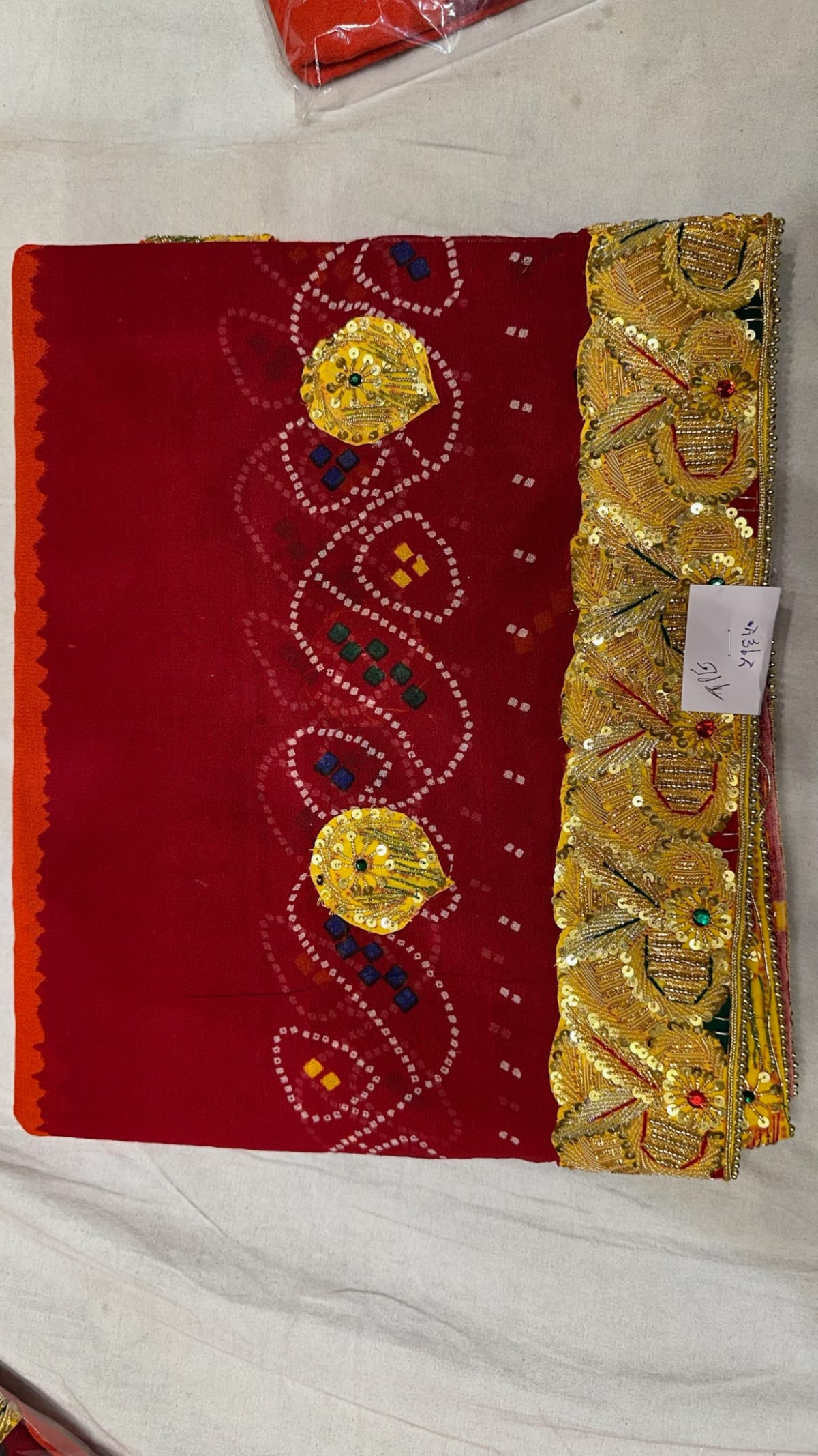 Designer Pilla Odhna – Pure Georgette Fabric Rajasthani Dupatta with Elegant Belbutti Design