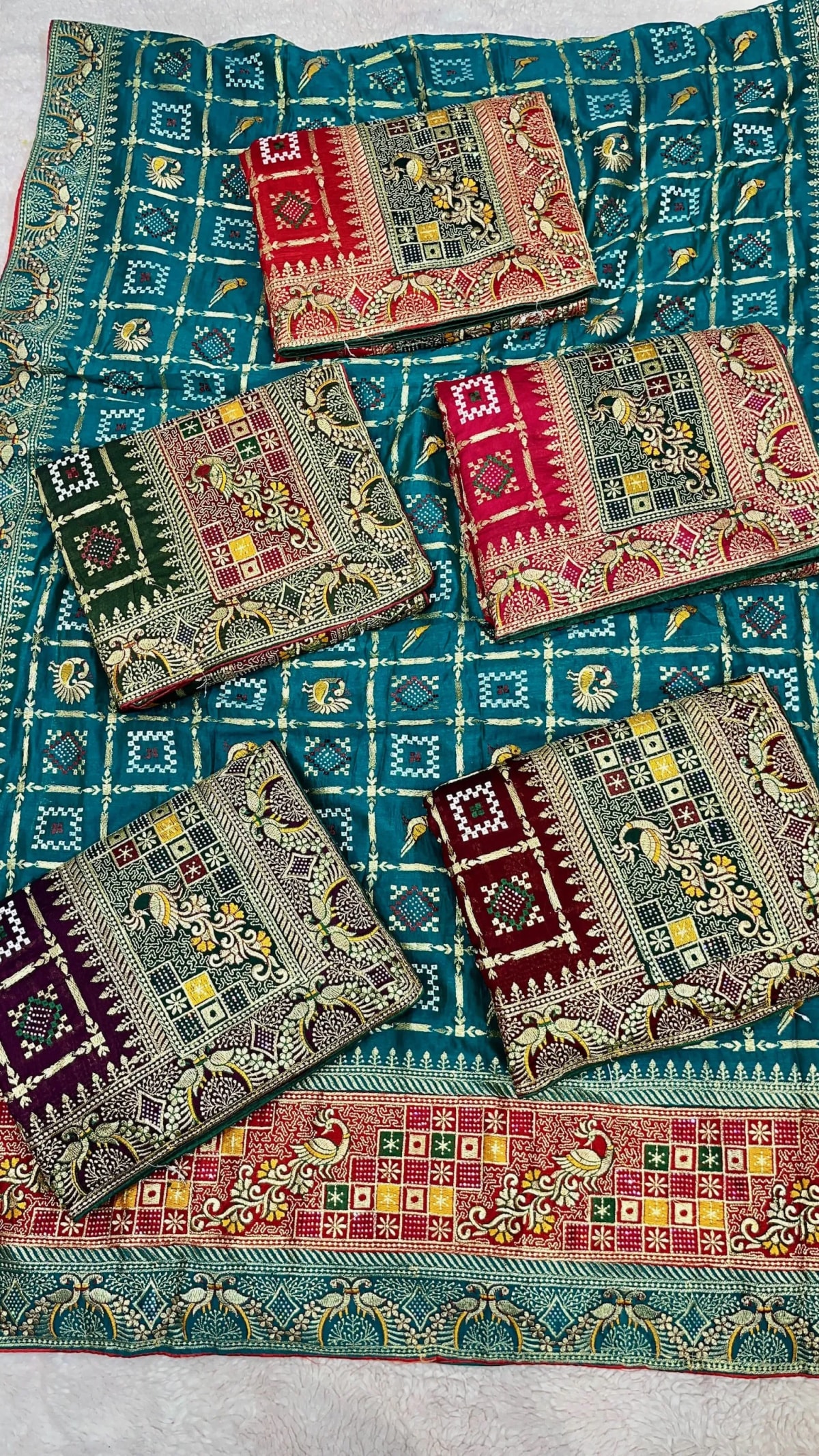 Royal Rajwadi Designer Saree in Russian Silk Fabric with Heavy Zari Thread Embroidery