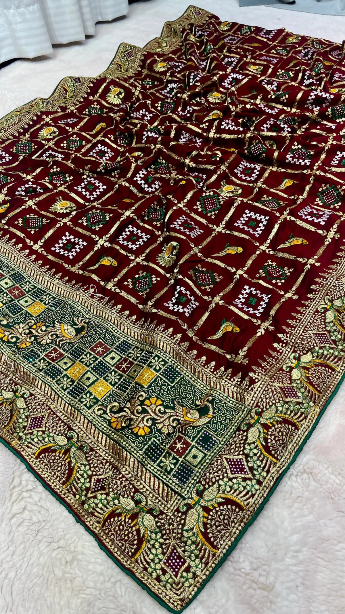 Royal Rajwadi Designer Saree in Russian Silk Fabric with Heavy Zari Thread Embroidery