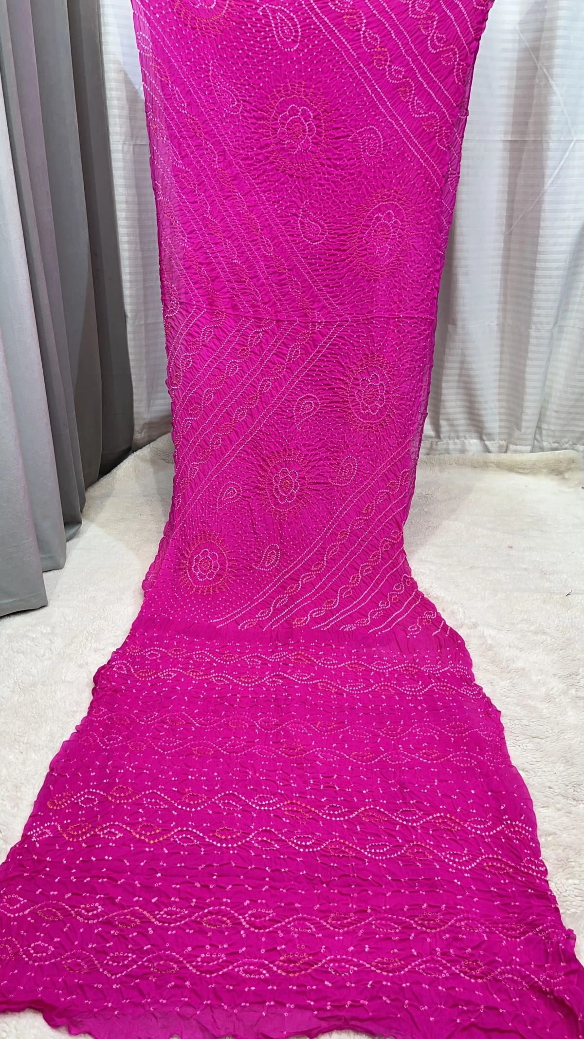 Classic Hand Bandhej Ojariya Saree in Pure Ojariya Crepe Fabric