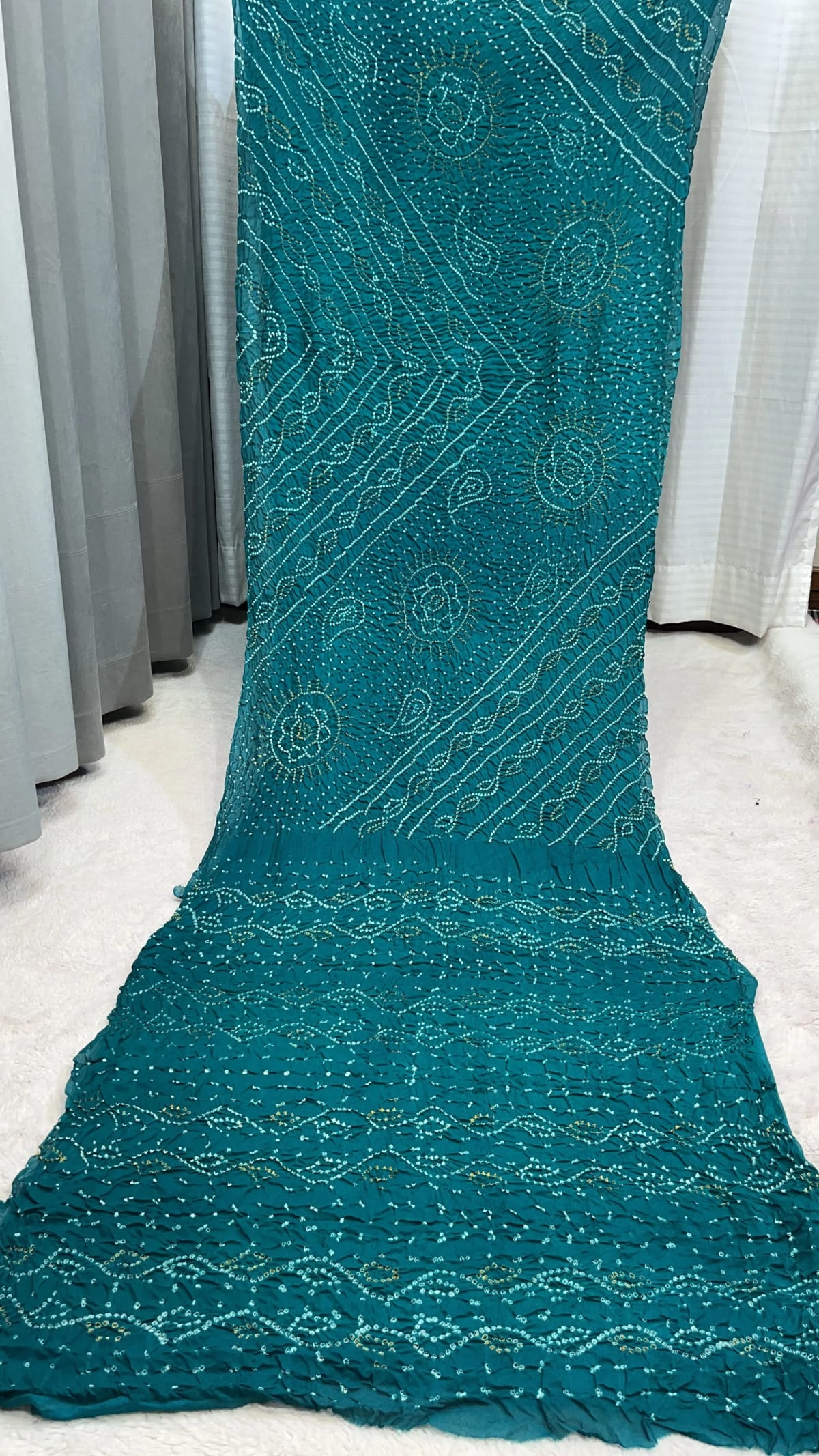 Classic Hand Bandhej Ojariya Saree in Pure Ojariya Crepe Fabric