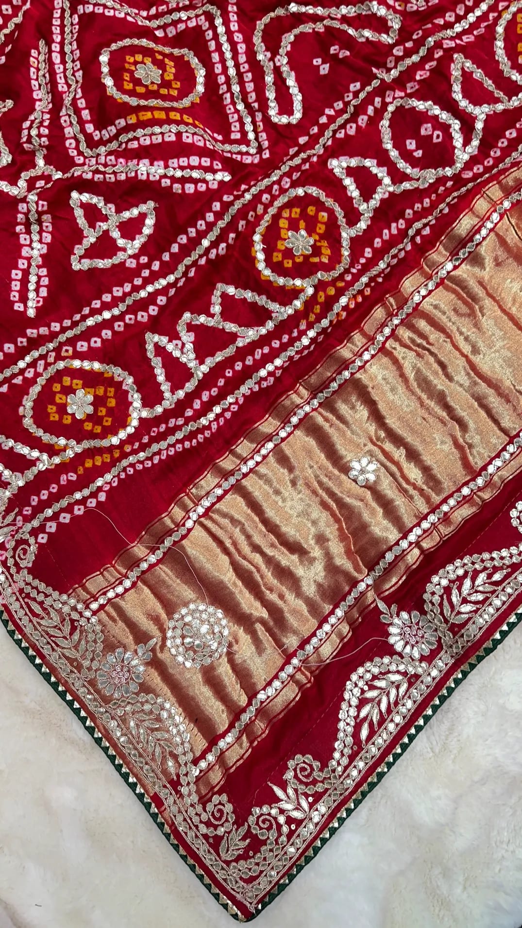 Traditional Pure Gaji Silk Fabric Ghatchola Saree with Zari Weaving & Zero Gotta Patti Zaal Work