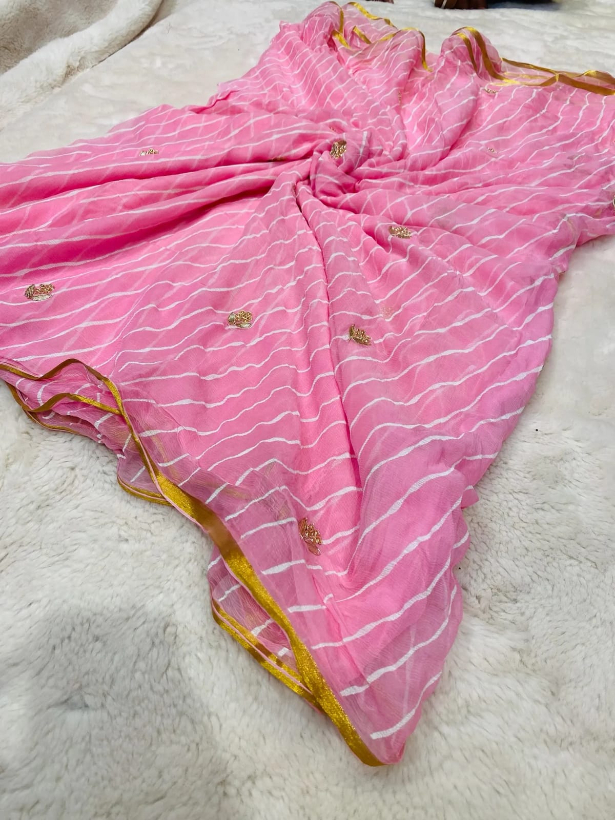 Pure Chiffon Fabric Lehariya Saree with Elegant Kardana Buti Work