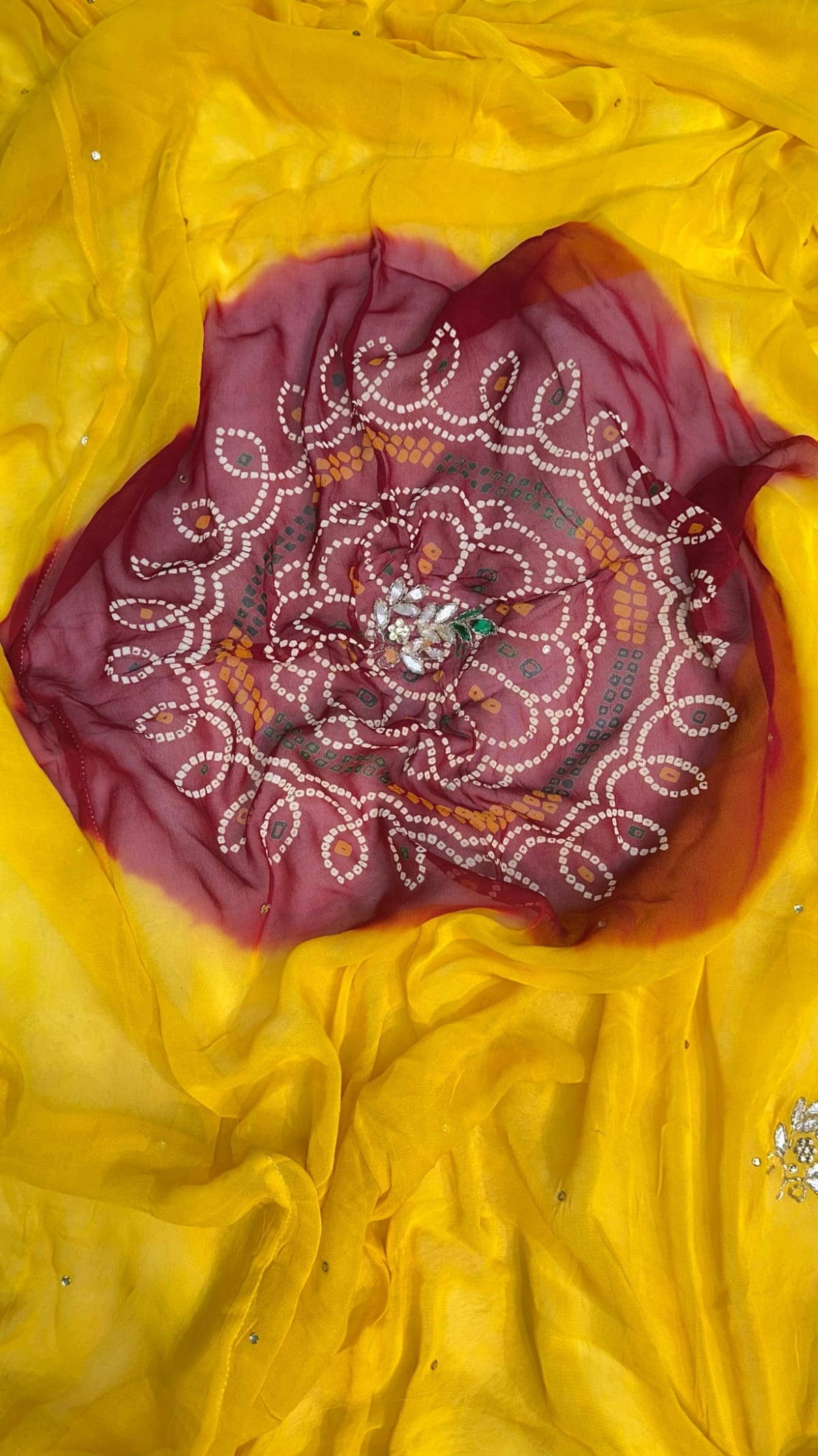 Premium Lemon Pilla Odhna – Viscose Georgette Fabric Traditional Rajasthani Dupatta with Zardozi Kundan Patti Work