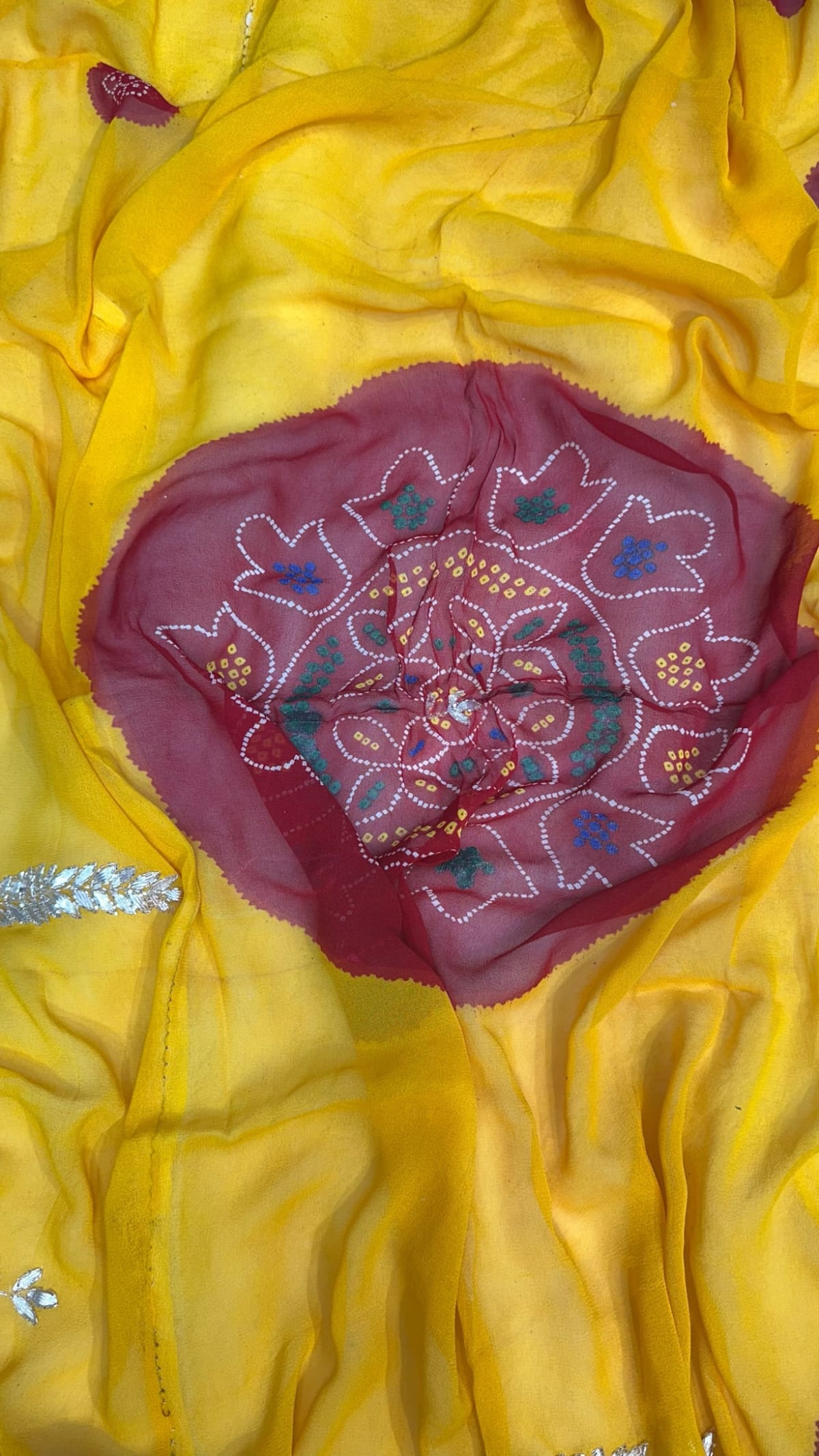 Traditional Lemon Pilla Odhna – Viscose Georgette Fabric Rajasthani Dupatta with Zardozi Kundan Pipe Patti Work