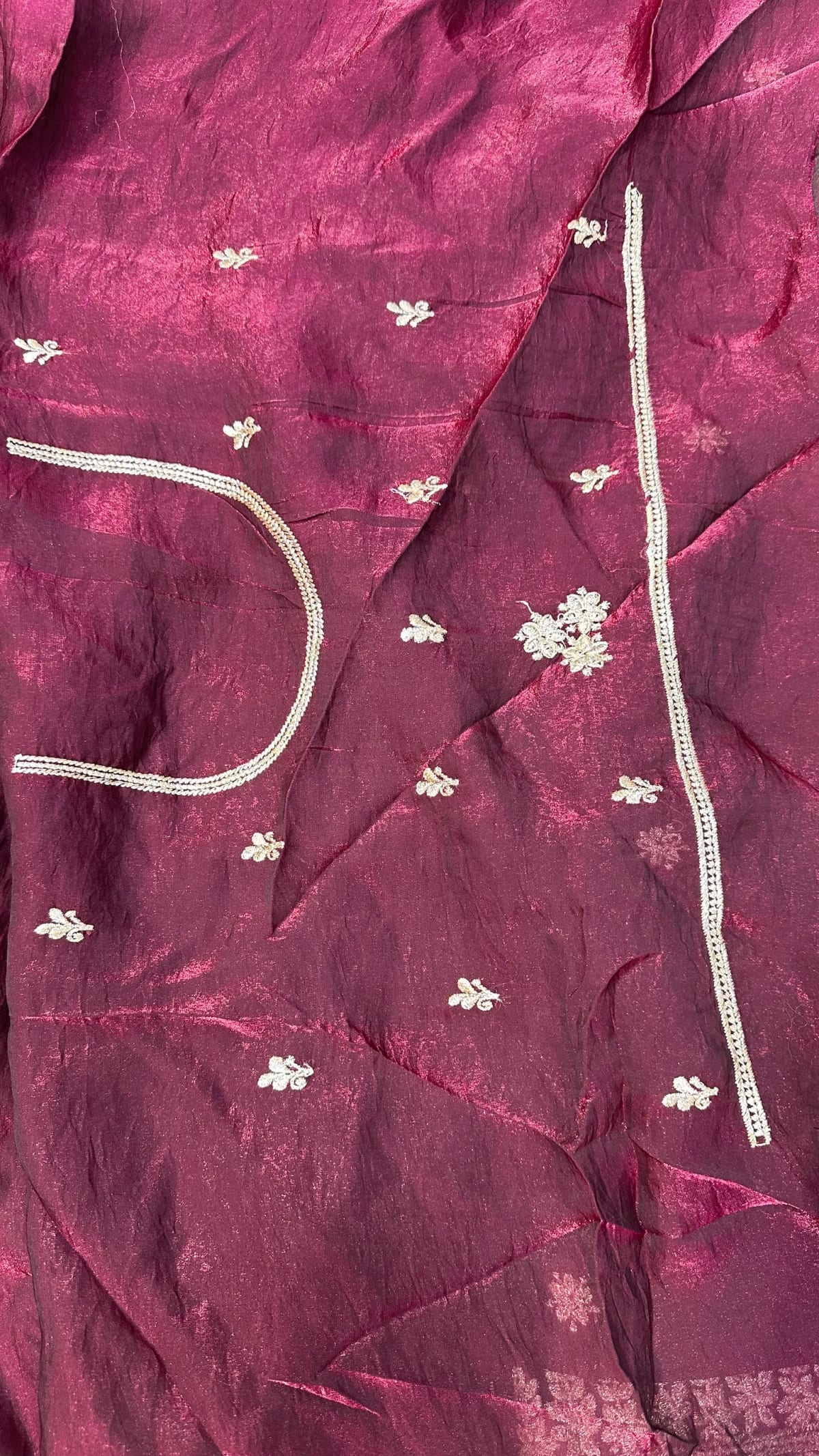Designer Pure Cosmo Fabric Saree with Heavy Zari Embroidery & Diamond Stone Work – Premium Party Wear Ethnic Saree