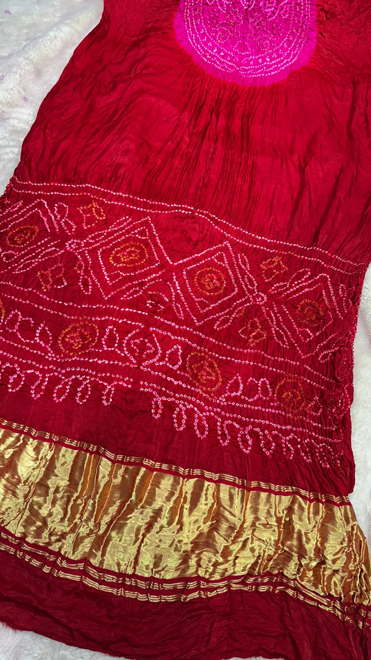 Plain Pure Gaji Silk Saree with Fabiyana Hand Bandhej Dyeing