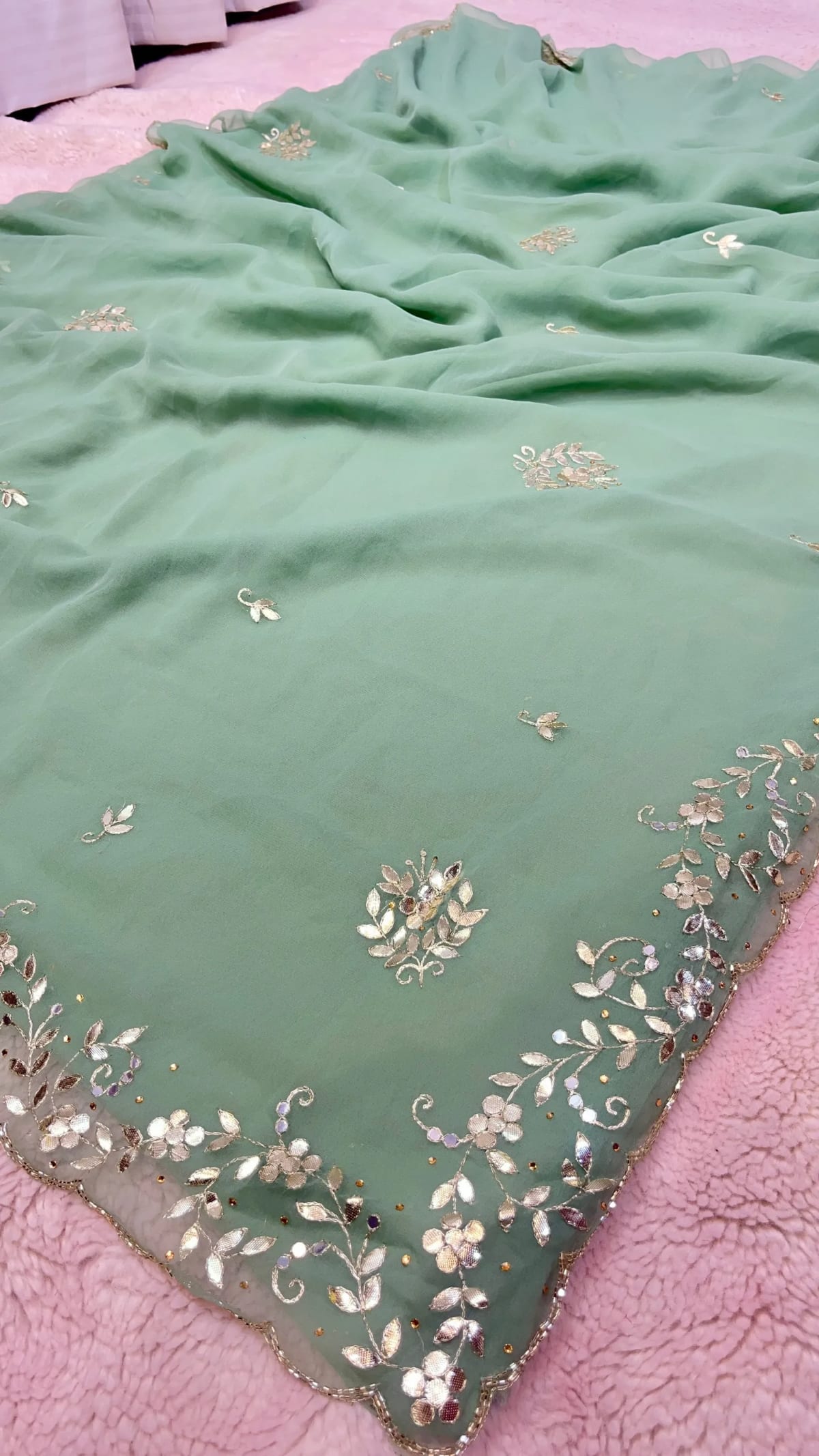Elegant Chiffon Fabric Gota Patti Saree with Handcrafted Gota Detailing
