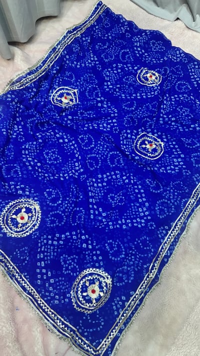 Fine Georgette Designer Saree with Handcrafted Kachha Gota Chakra Motif Work