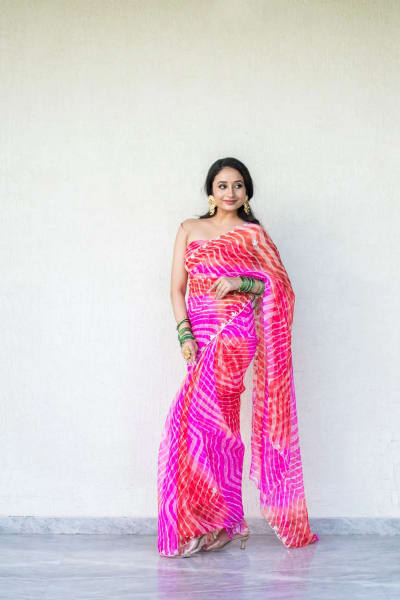 Lehriya Saree in Chiffon Fabric with Kundan Patti and Resham Pipe Work