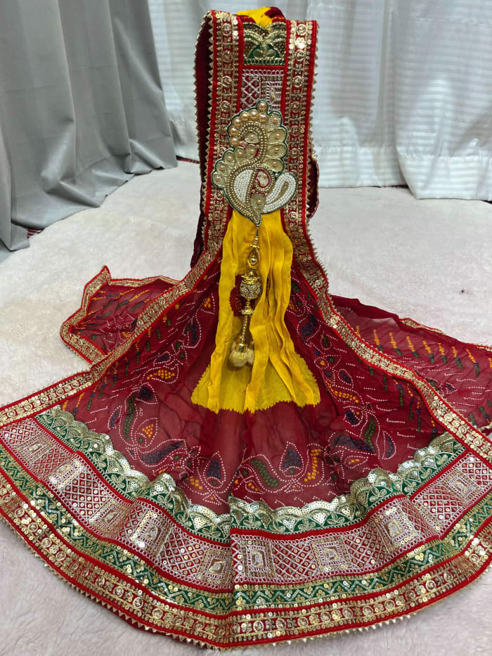 Georgette Fabric Ready-Made Dupatta with Stylish Brooch Accent and Lemon Pilla Colour
