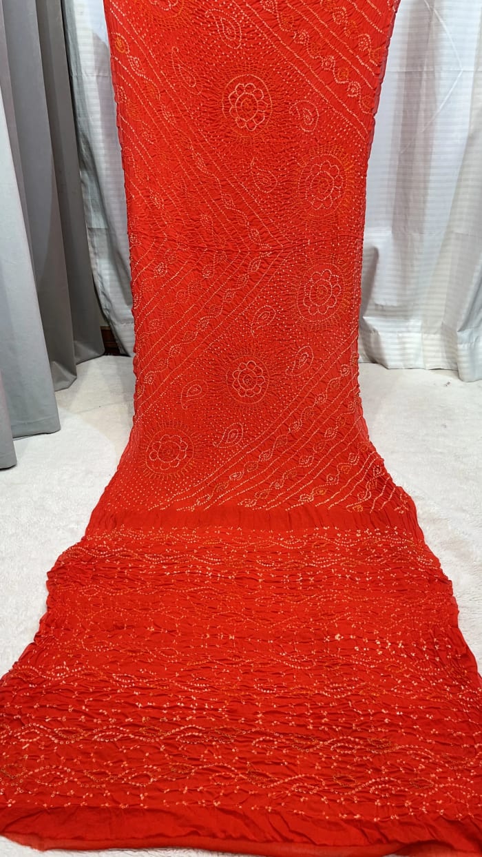 Classic Hand Bandhej Ojariya Saree in Pure Ojariya Crepe Fabric