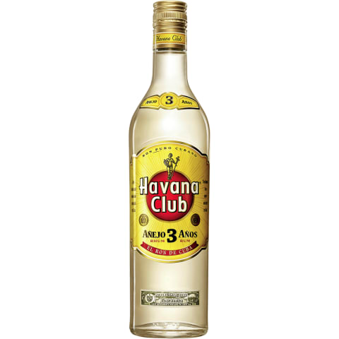 havana club 3 year old rum bottle