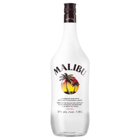 malibu coconut rum bottle