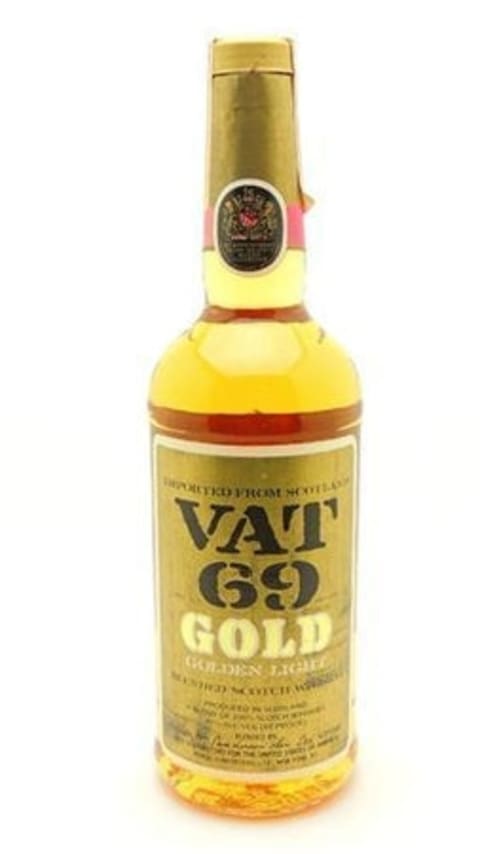 vat 69 blended scotch whisky bottle