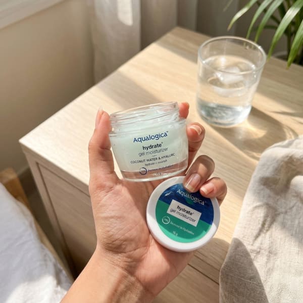 Aqualogica FREEBIE Hydrate+ Gel Face Moisturizer 15g held in hand, candid photo
