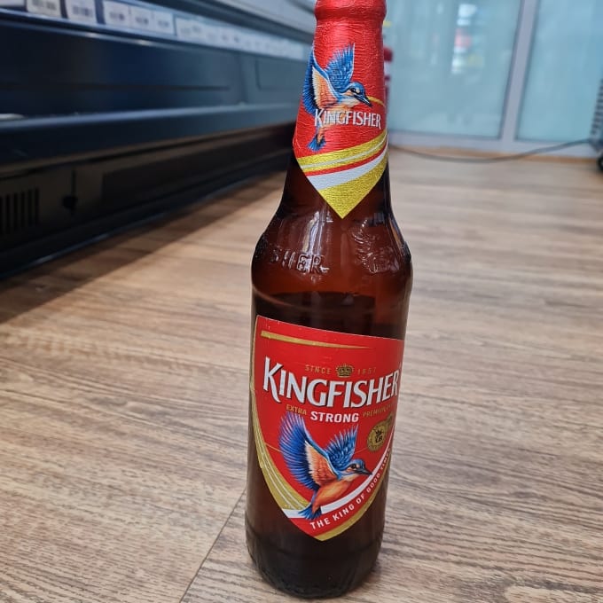 kingfisher strong beer bottle