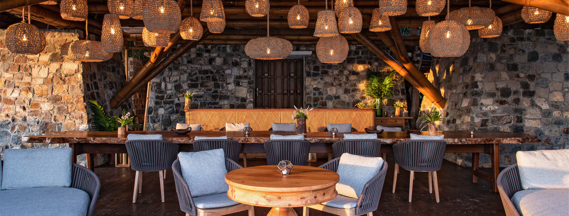 Elang Laut Residence penginapan mewah di tengah alam yang menakjubkan