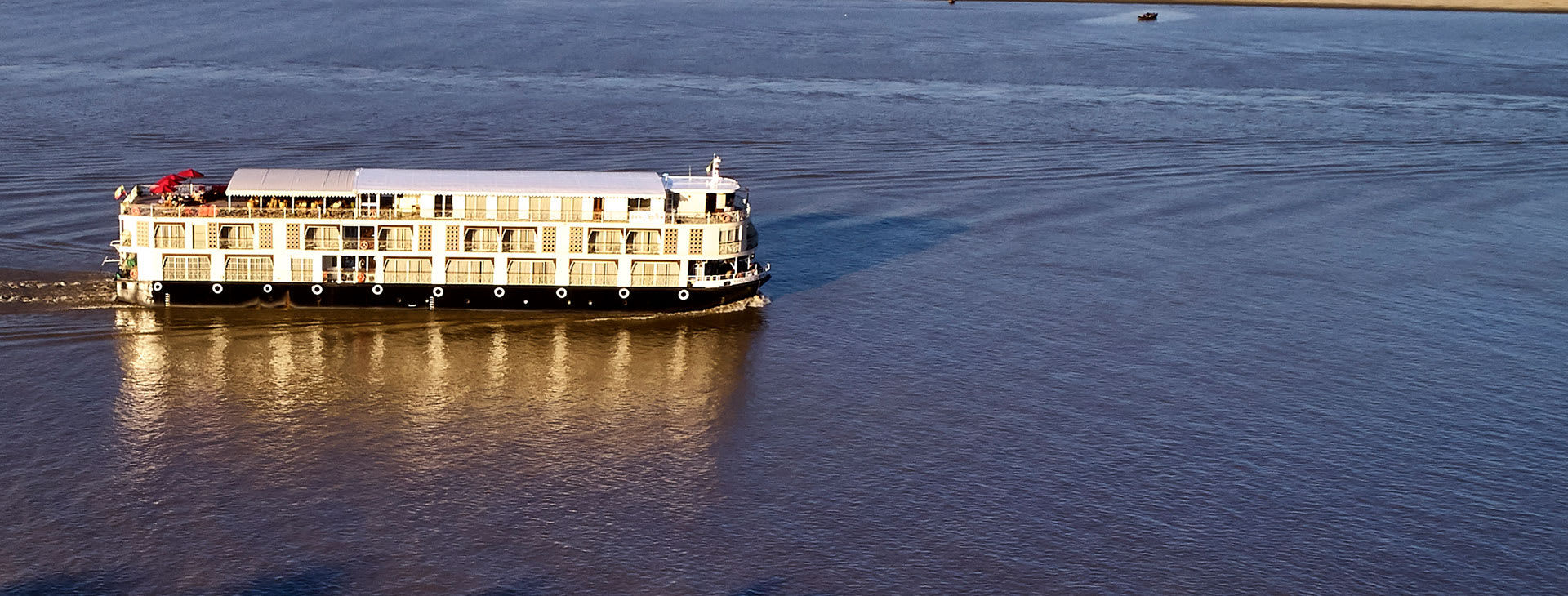 Irrawaddy Explorer on the river