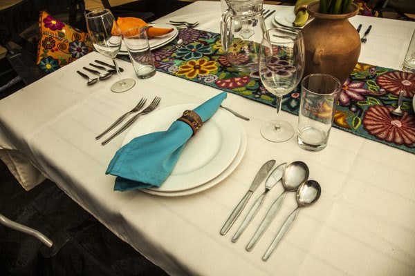 dining arrangement on table inca trail