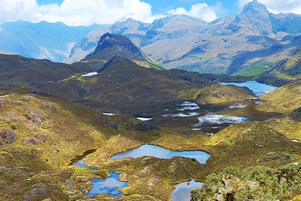 galapagos ecuador tours