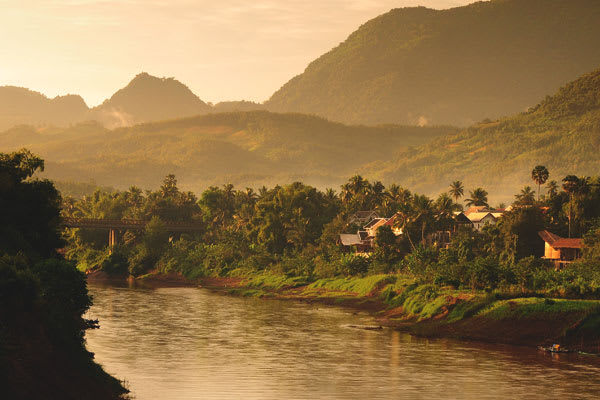 mekong river cruise from luang prabang