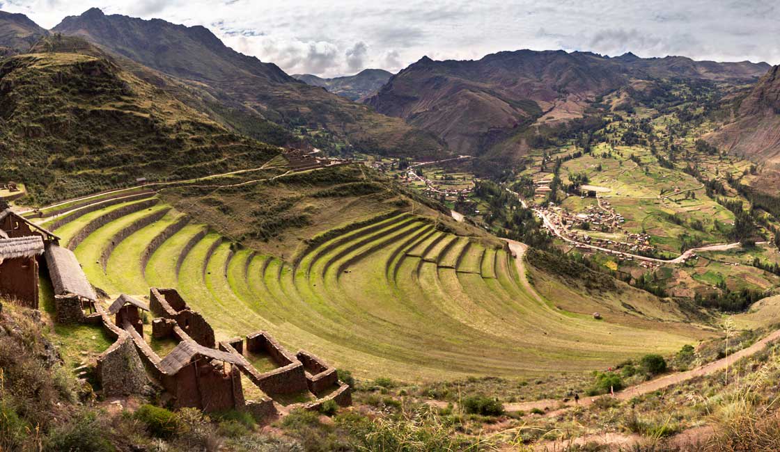 Pisac ruins panorama