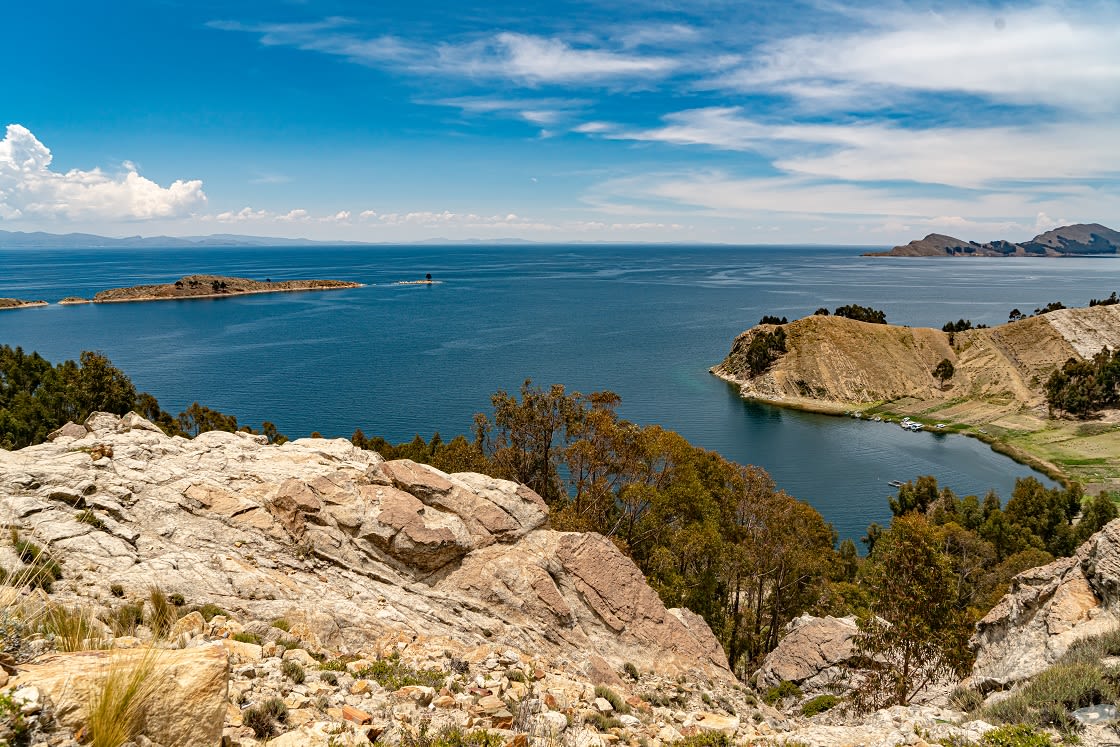 Titicacajärvi, näkymä Copacabana-Bolivia