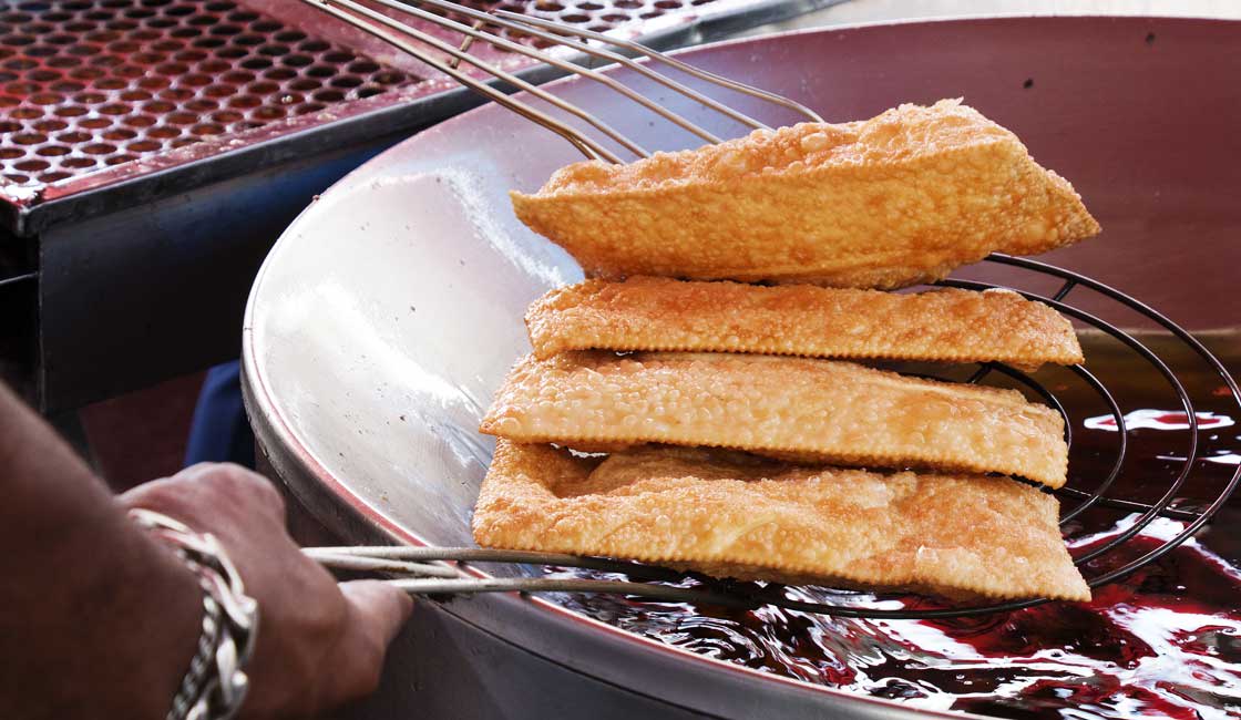 Street Food Stall Gebäck aus tiefem Öl