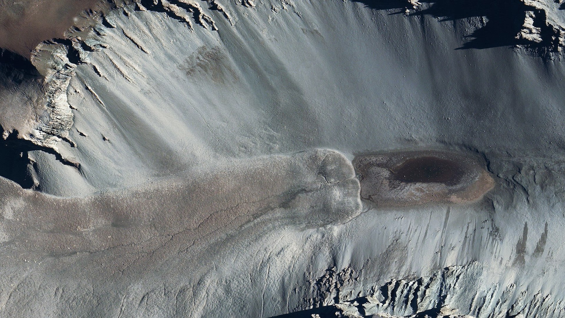 www.antarcticacruises.com