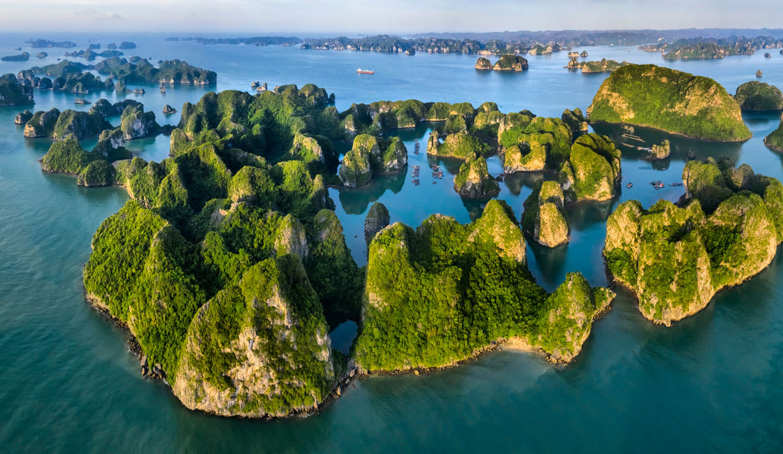 Hidden coral beaches Cat Ba Island