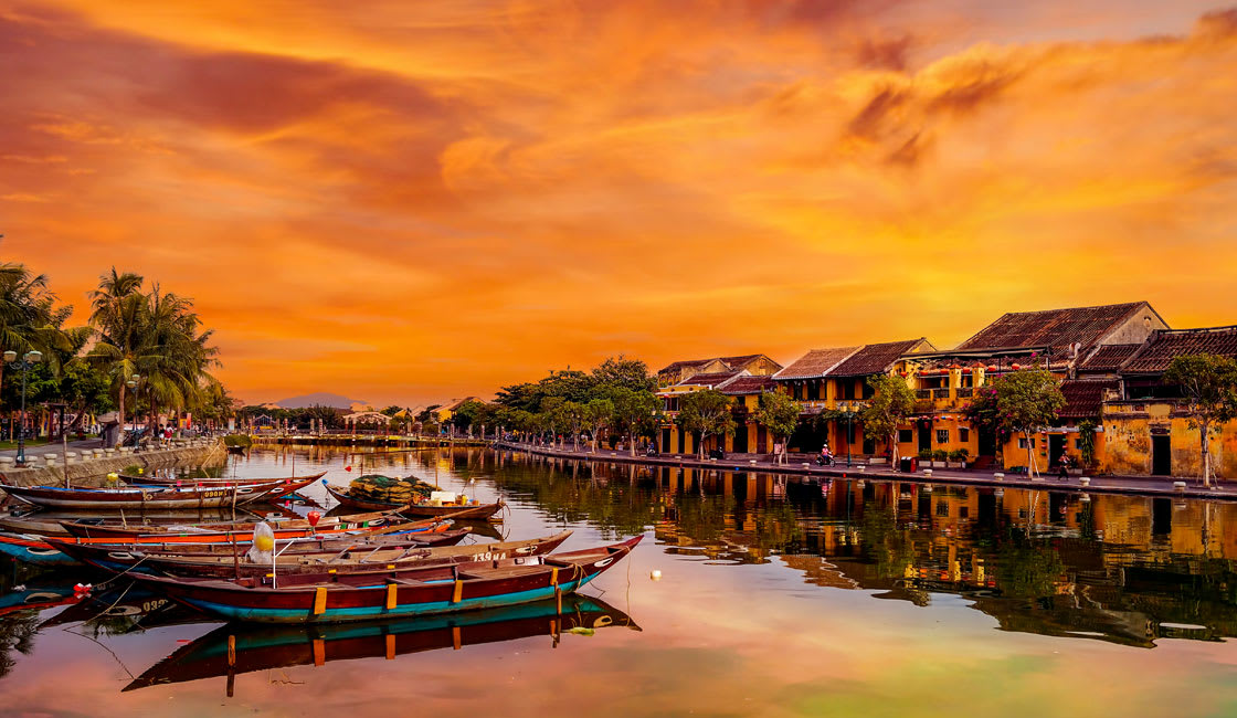 sun sets in hoi an