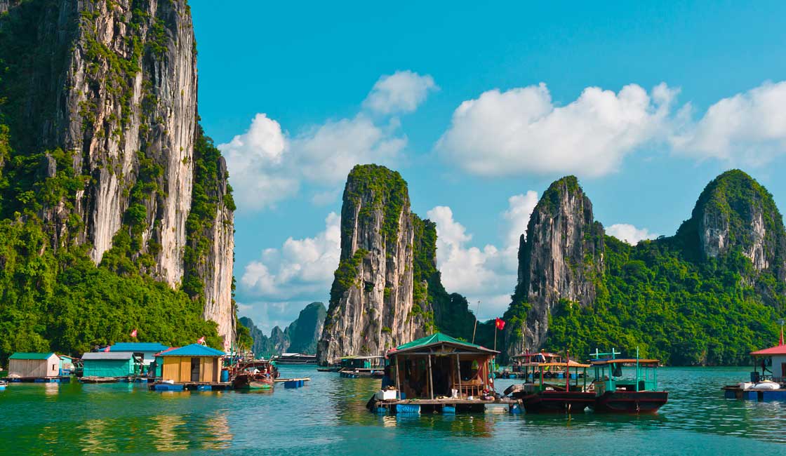 Fish farms in Halong Bay